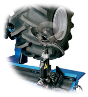 The mounting tool is adjustable by 180&deg; regardless of the arm&rsquo;s position.